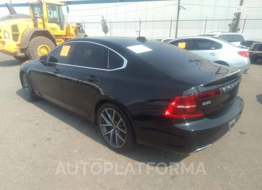 VOLVO S90 2017 vin YV1A22MK2H1015041 from auto auction Iaai