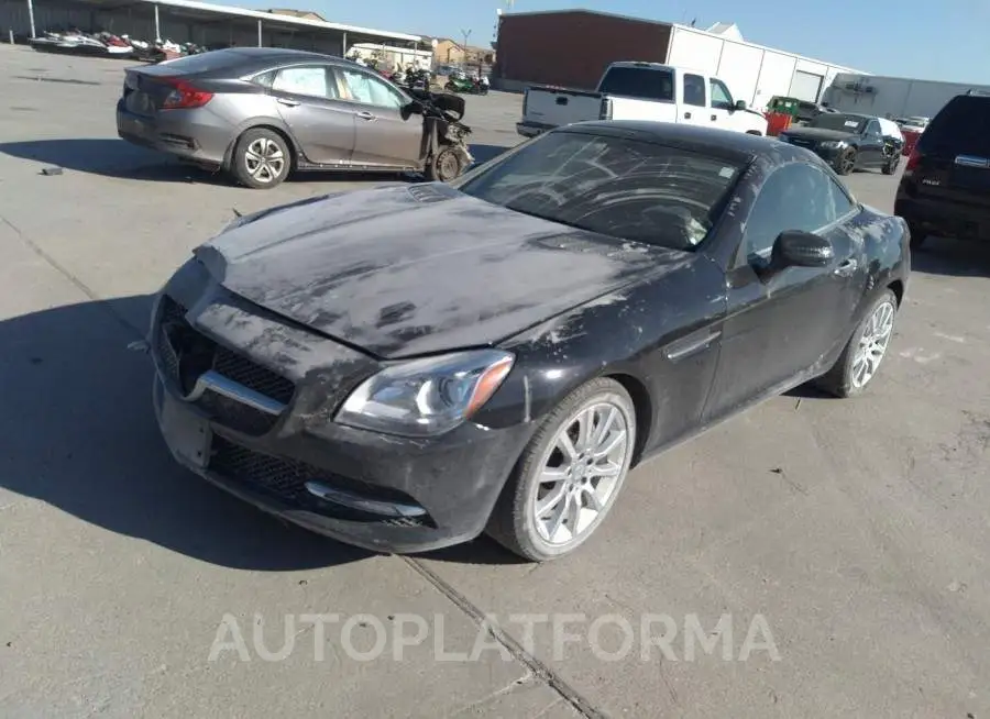 MERCEDES-BENZ SLK 2016 vin WDDPK3JAXGF123500 from auto auction Iaai