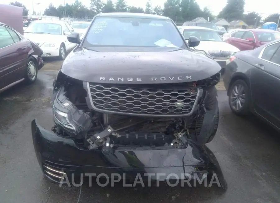 LAND ROVER RANGE ROVER VELAR 2018 vin SALYL2RX8JA776709 from auto auction Iaai