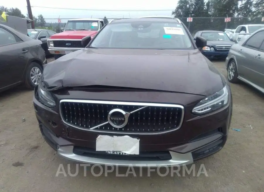 VOLVO V90 CROSS COUNTRY 2017 vin YV4A22NL8H1001610 from auto auction Iaai