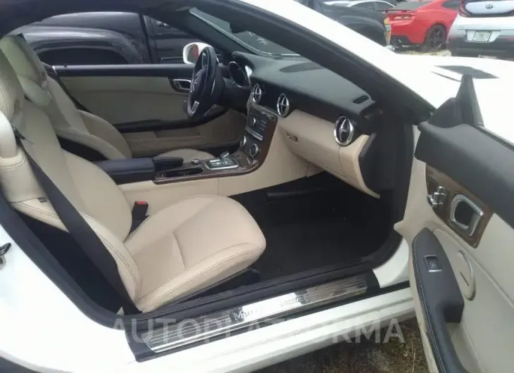 MERCEDES-BENZ SLC 2017 vin WDDPK3JA7HF144709 from auto auction Iaai