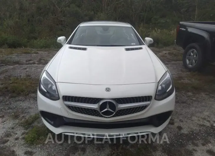 MERCEDES-BENZ SLC 2017 vin WDDPK3JA7HF144709 from auto auction Iaai