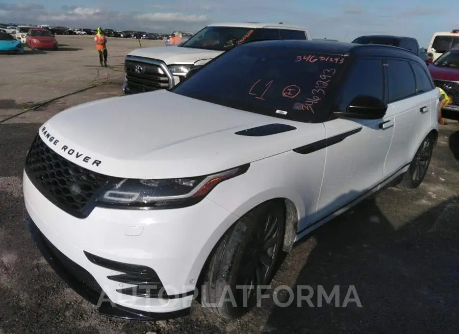 LAND ROVER RANGE ROVER VELAR 2018 vin SALYL2RV2JA744708 from auto auction Iaai