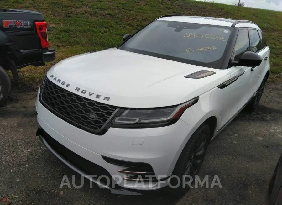 LAND ROVER RANGE ROVER VELAR 2018 vin SALYL2RX5JA774304 from auto auction Iaai