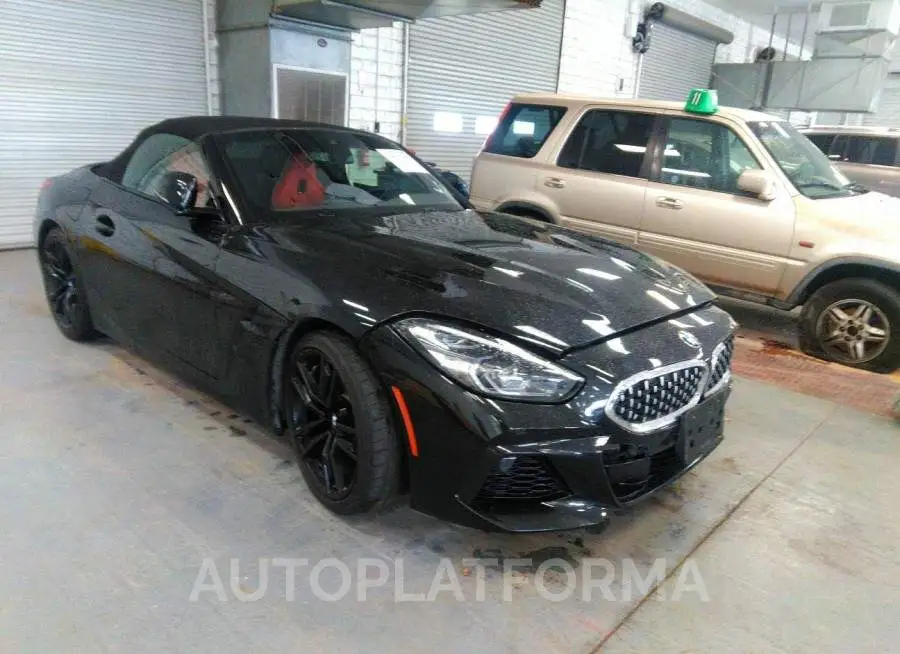 BMW Z4 2020 vin WBAHF3C0XLWW63928 from auto auction Iaai