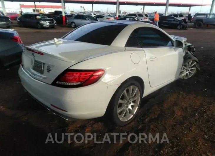 MERCEDES-BENZ SLC 2018 vin WDDPK3JA7JF146837 from auto auction Iaai