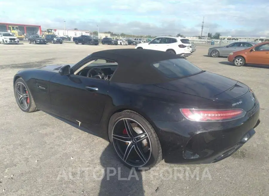 MERCEDES-BENZ AMG GT 2019 vin WDDYK8AA9KA023539 from auto auction Iaai