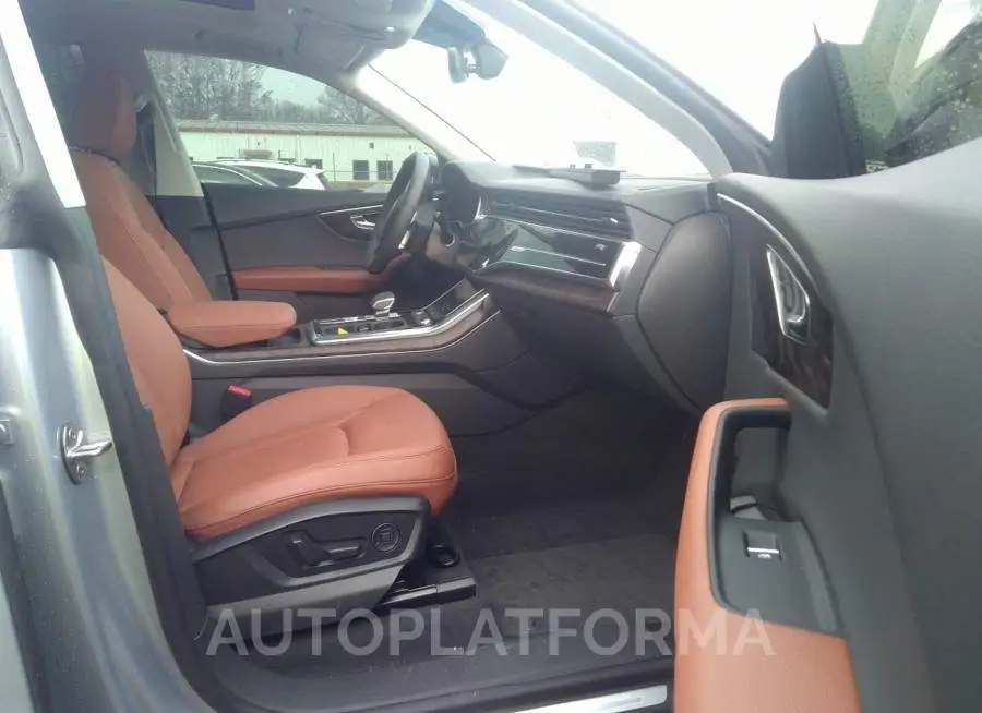 AUDI Q8 2022 vin WA1BVBF19ND018125 from auto auction Iaai