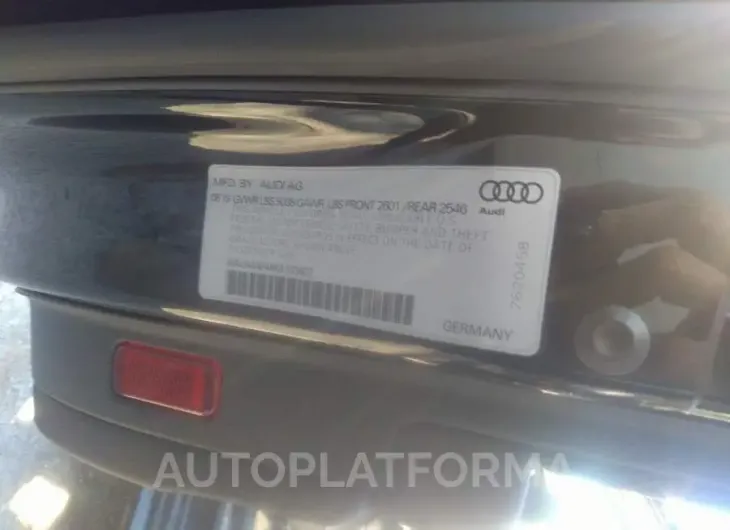 AUDI S4 2019 vin WAUA4AF4XKA103607 from auto auction Iaai