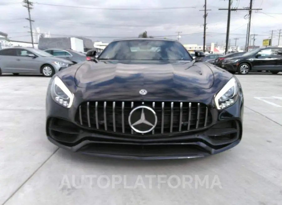 MERCEDES-BENZ AMG GT 2018 vin WDDYK7HA5JA018224 from auto auction Iaai