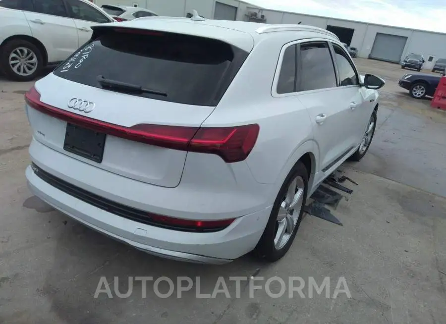 AUDI E-TRON 2019 vin WA1LAAGE1KB022916 from auto auction Iaai