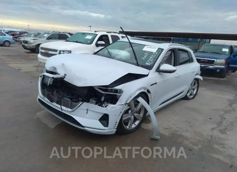 AUDI E-TRON 2019 vin WA1LAAGE1KB022916 from auto auction Iaai