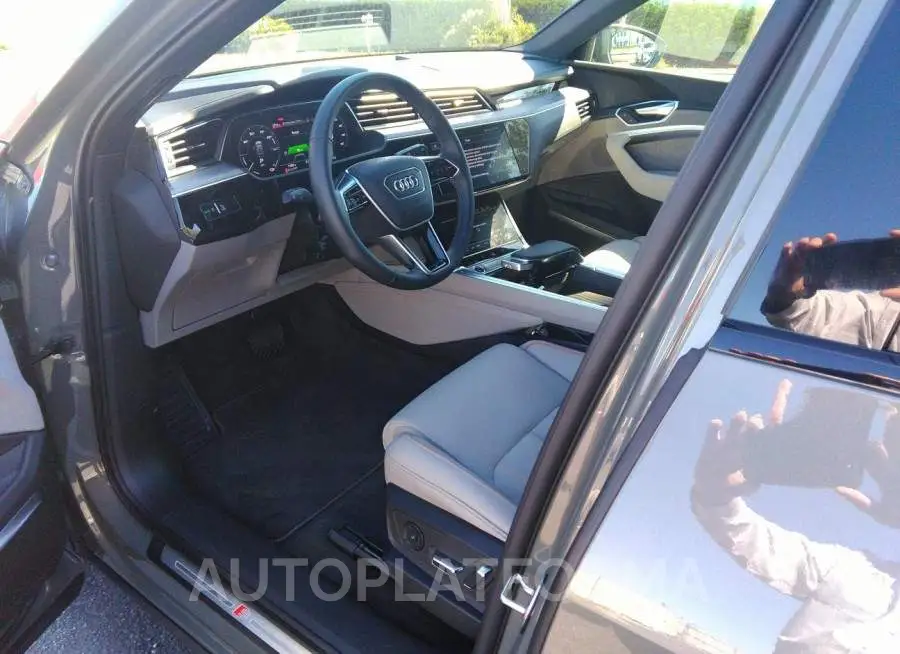 AUDI E-TRON 2022 vin WA1VABGE6NB041500 from auto auction Iaai