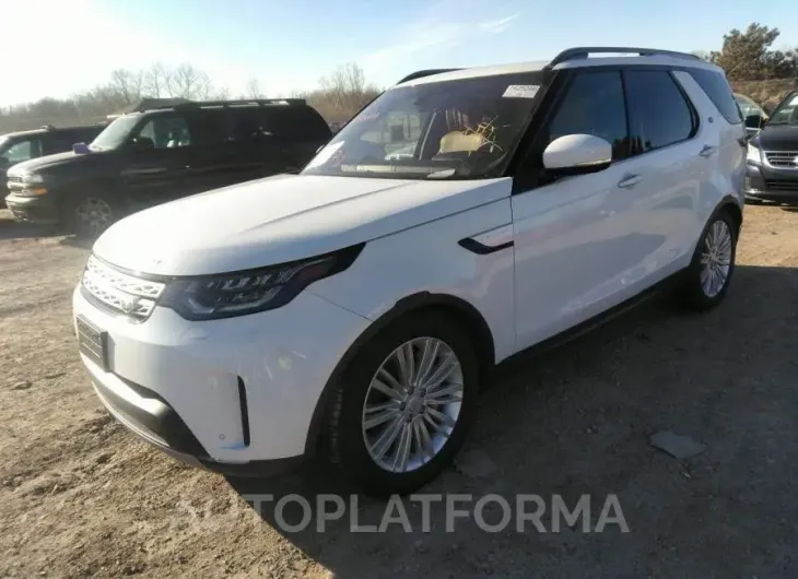 LAND ROVER DISCOVERY 2019 vin SALRT2RVXK2400432 from auto auction Iaai