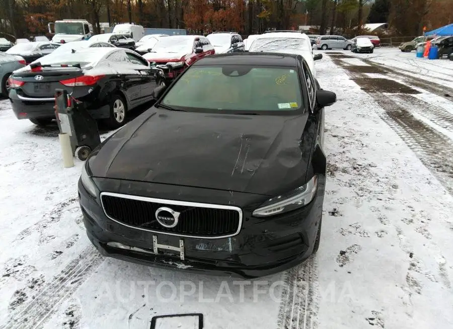 VOLVO S90 2017 vin YV1A22MKXH1014753 from auto auction Iaai