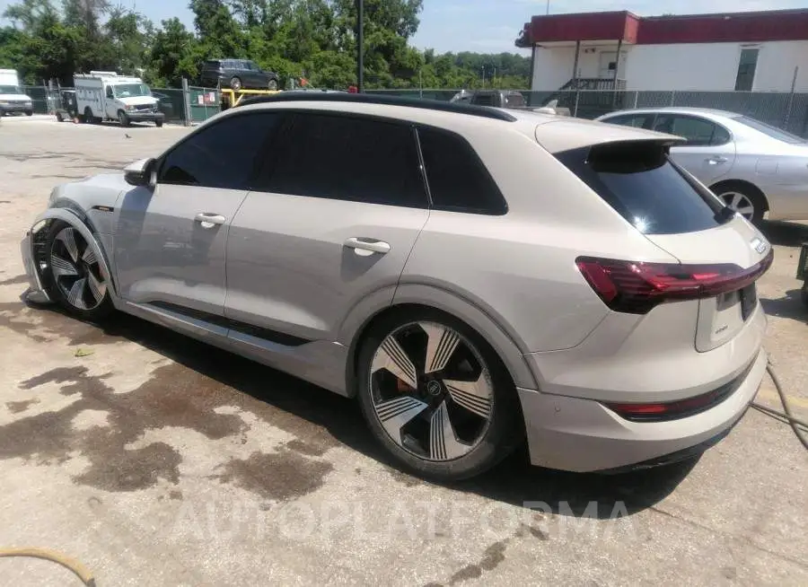 AUDI E-TRON 2022 vin WA1LAAGE8NB012579 from auto auction Iaai