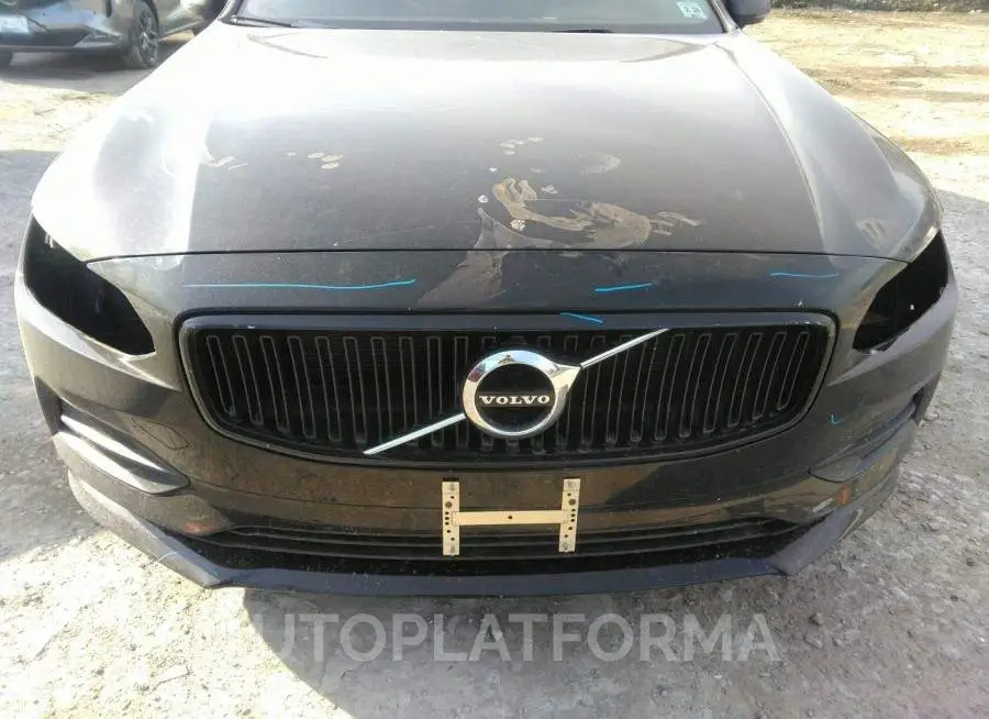 VOLVO S90 2019 vin LVY102AK9KP081227 from auto auction Iaai