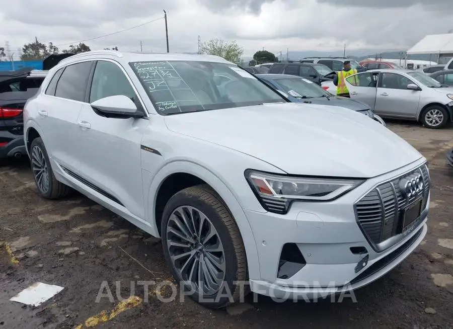 AUDI E-TRON 2019 vin WA1VABGEXKB009595 from auto auction Iaai