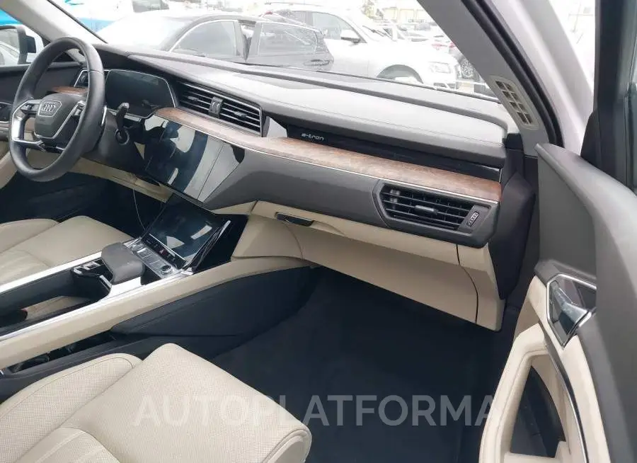 AUDI E-TRON 2019 vin WA1VABGEXKB009595 from auto auction Iaai