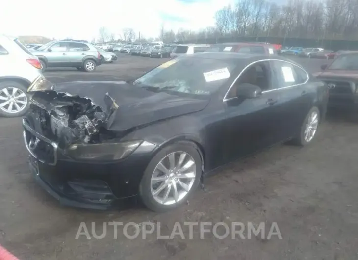 VOLVO S90 2017 vin YV1A22MK8H1003704 from auto auction Iaai