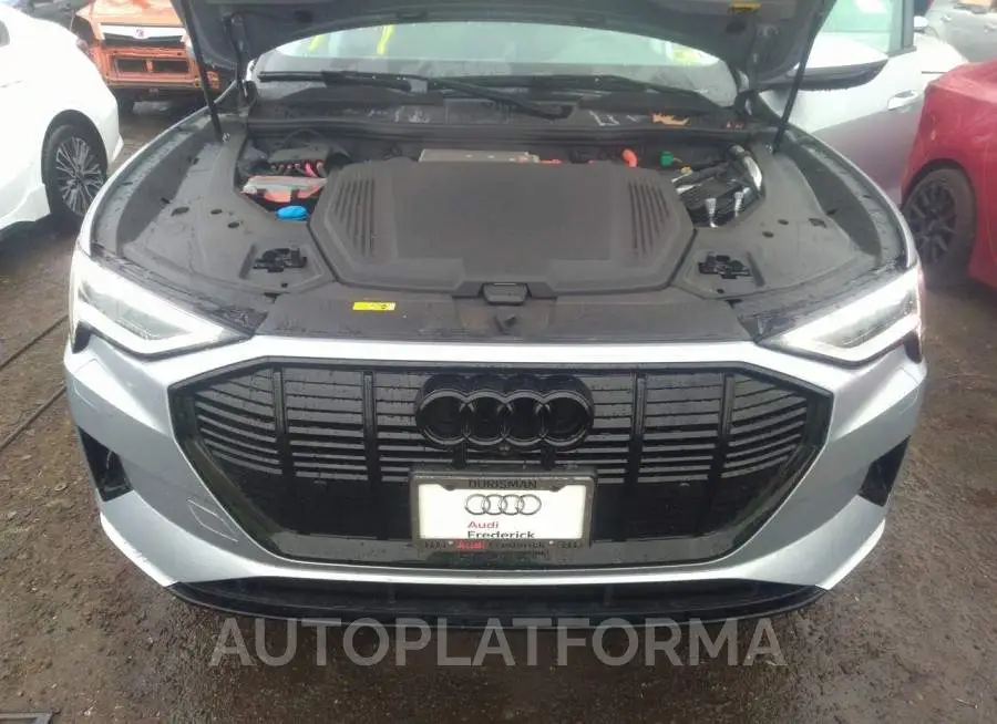 AUDI E-TRON 2022 vin WA1AAAGE8NB025985 from auto auction Iaai