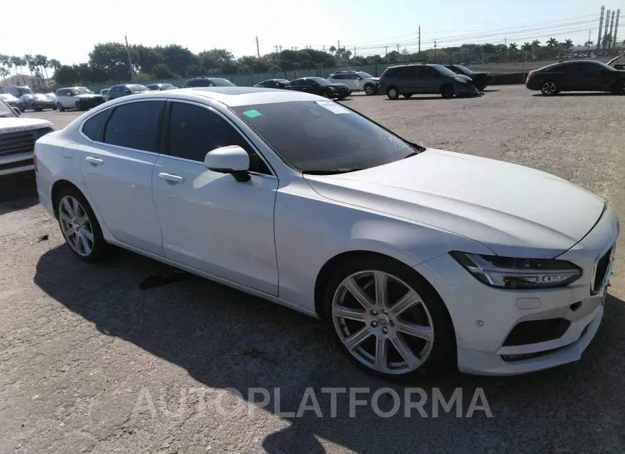 VOLVO S90 2017 vin YV1A22MK6H1010697 from auto auction Iaai