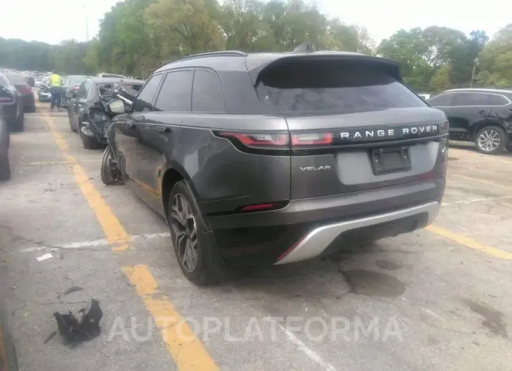 LAND ROVER RANGE ROVER VELAR 2019 vin SALYB2EX2KA210572 from auto auction Iaai