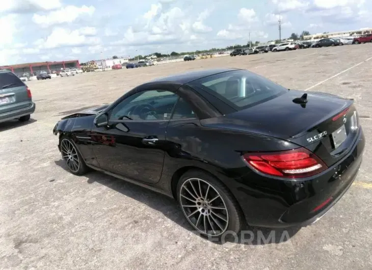 MERCEDES-BENZ SLC 2019 vin WDDPK3JA3KF157013 from auto auction Iaai