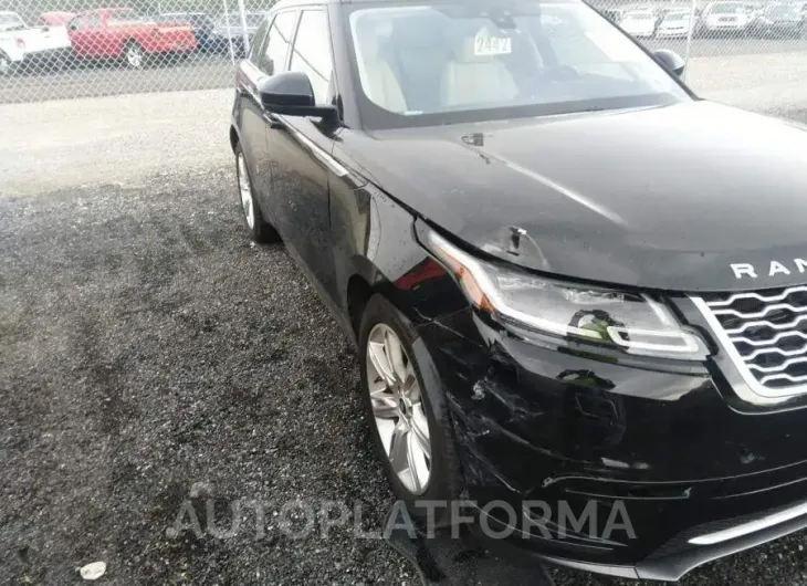 LAND ROVER RANGE ROVER VELAR 2018 vin SALYB2RV2JA725594 from auto auction Iaai