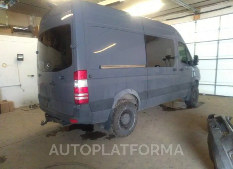 MERCEDES-BENZ SPRINTER CARGO VANS 2016 vin WD3FE7CD3GP344842 from auto auction Iaai