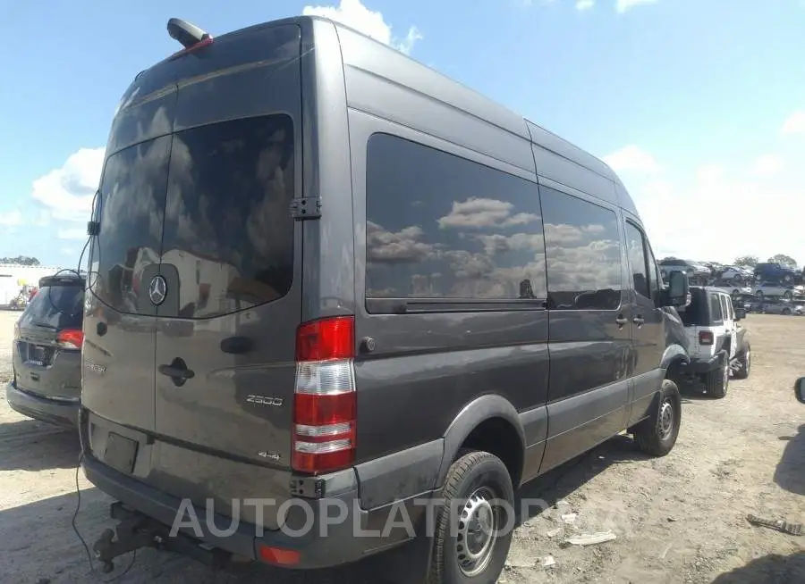 MERCEDES-BENZ SPRINTER PASSENGER VAN 2018 vin WDZFE7CD9JP647671 from auto auction Iaai