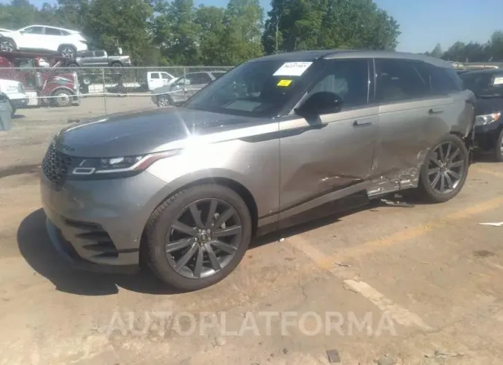 LAND ROVER RANGE ROVER VELAR 2018 vin SALYM2RV2JA704237 from auto auction Iaai