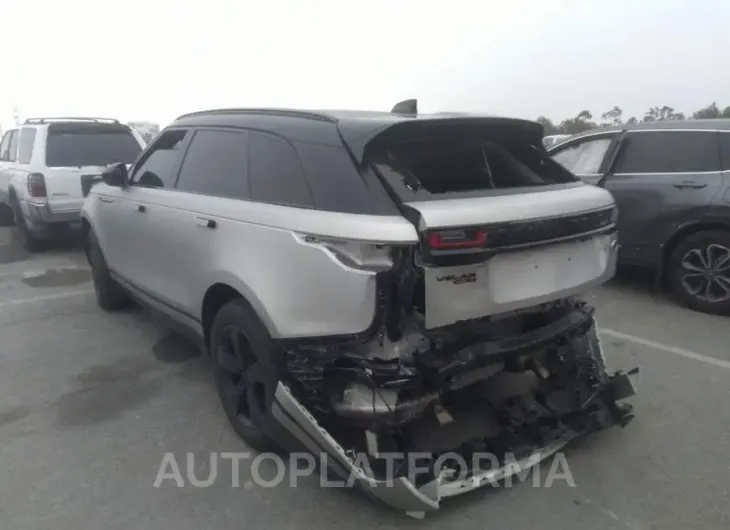 LAND ROVER RANGE ROVER VELAR 2018 vin SALYB2RX4JA747615 from auto auction Iaai