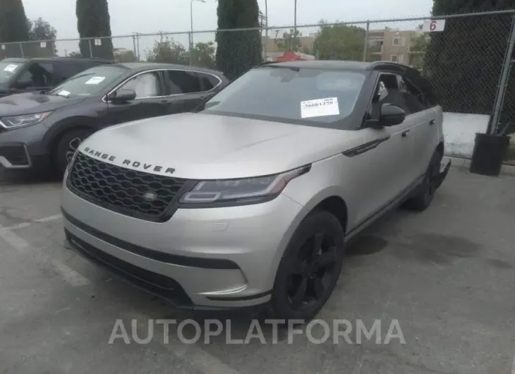 LAND ROVER RANGE ROVER VELAR 2018 vin SALYB2RX4JA747615 from auto auction Iaai