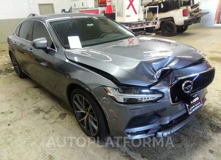 VOLVO S90 2018 vin LVY982MK7JP024899 from auto auction Iaai