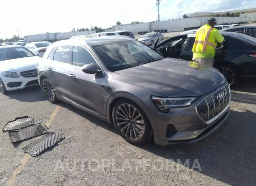 AUDI E-TRON 2019 vin WA1VAAGE4KB023955 from auto auction Iaai