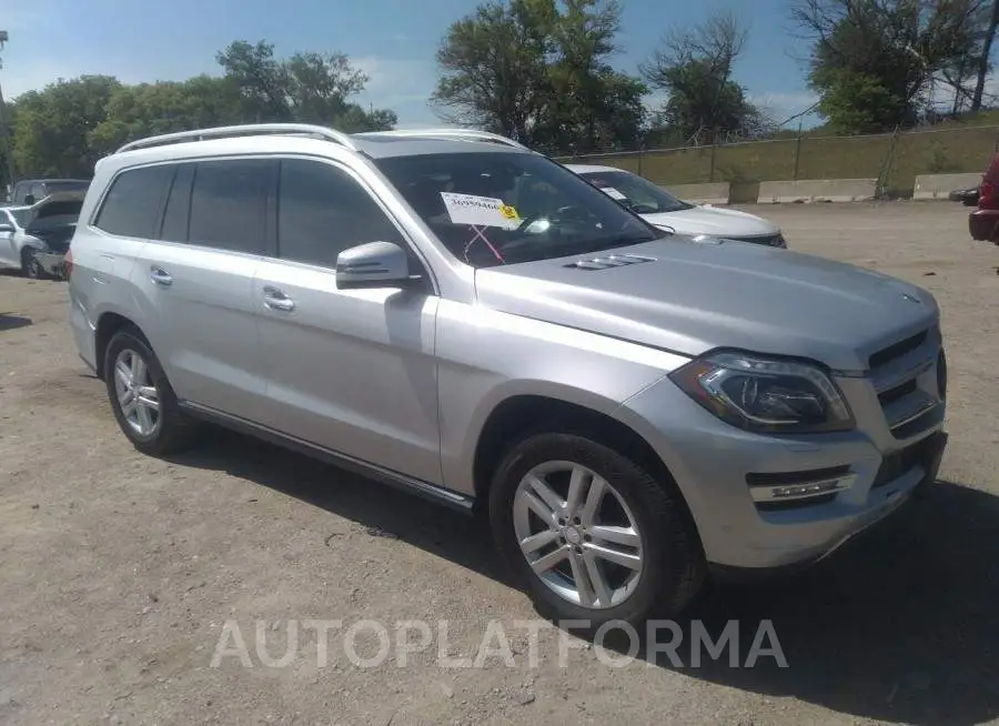 MERCEDES-BENZ GL-CLASS 2015 vin 4JGDF2EE9FA501970 from auto auction Iaai