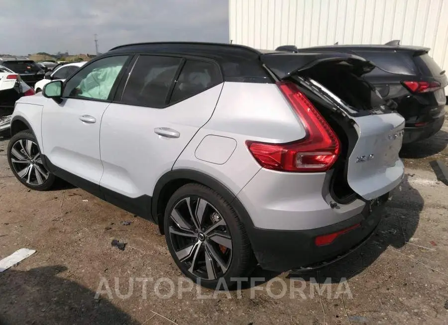 VOLVO XC40 2021 vin YV4ED3URXM2586511 from auto auction Iaai