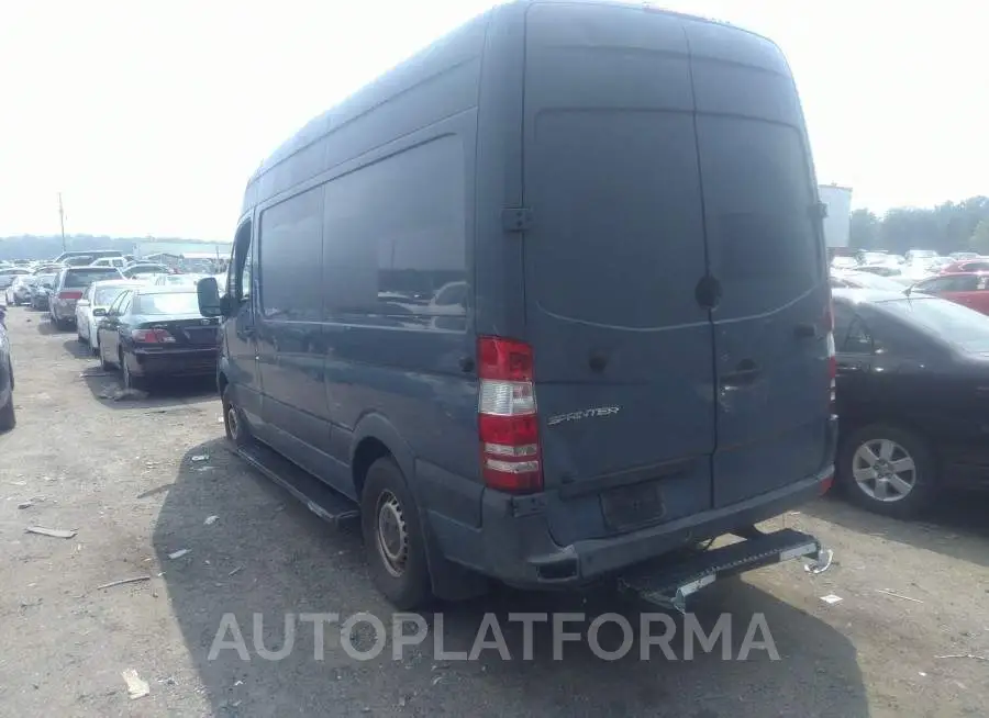 MERCEDES-BENZ SPRINTER CARGO VAN 2018 vin WD3PE7CD1JP641832 from auto auction Iaai