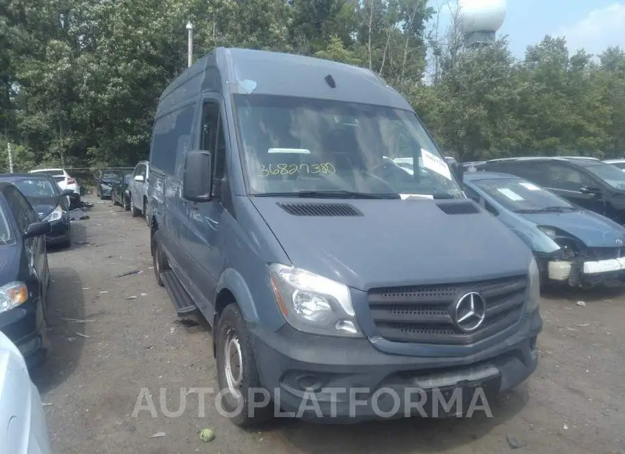 MERCEDES-BENZ SPRINTER CARGO VAN 2018 vin WD3PE7CD1JP641832 from auto auction Iaai