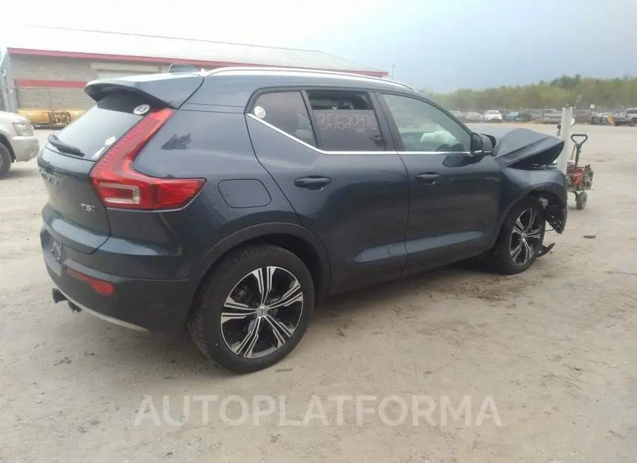 VOLVO XC40 2021 vin YV4162UL1M2459872 from auto auction Iaai