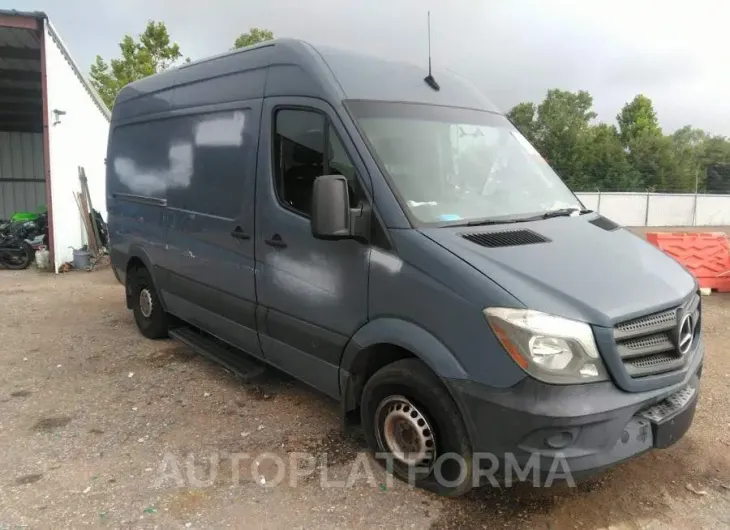 MERCEDES-BENZ SPRINTER CARGO VAN 2018 vin WD3PE7CD9JP637642 from auto auction Iaai