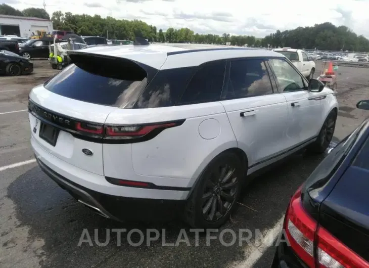 LAND ROVER RANGE ROVER VELAR 2018 vin SALYL2RV2JA713880 from auto auction Iaai