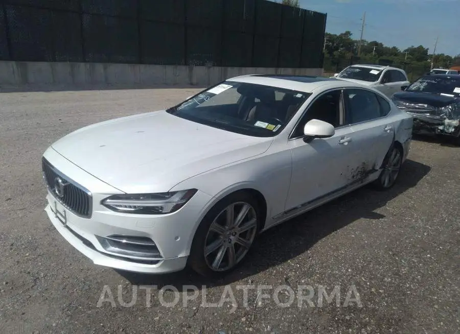 VOLVO S90 2018 vin LVY992ML5JP007850 from auto auction Iaai