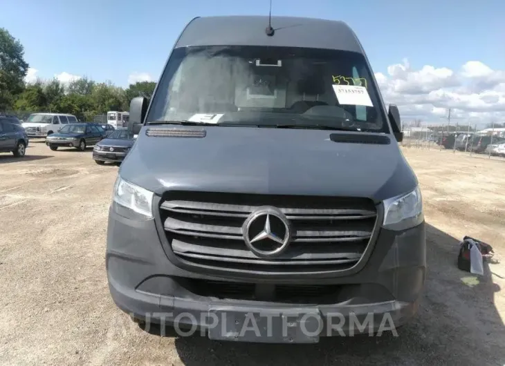 MERCEDES-BENZ SPRINTER VAN 2019 vin WD4PF0CD2KP042519 from auto auction Iaai