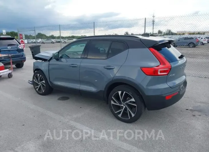 VOLVO XC40 2021 vin YV4AC2HM5M2518711 from auto auction Iaai