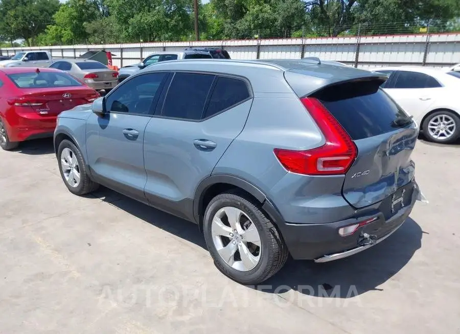 VOLVO XC40 2020 vin YV4AC2HK3L2305673 from auto auction Iaai