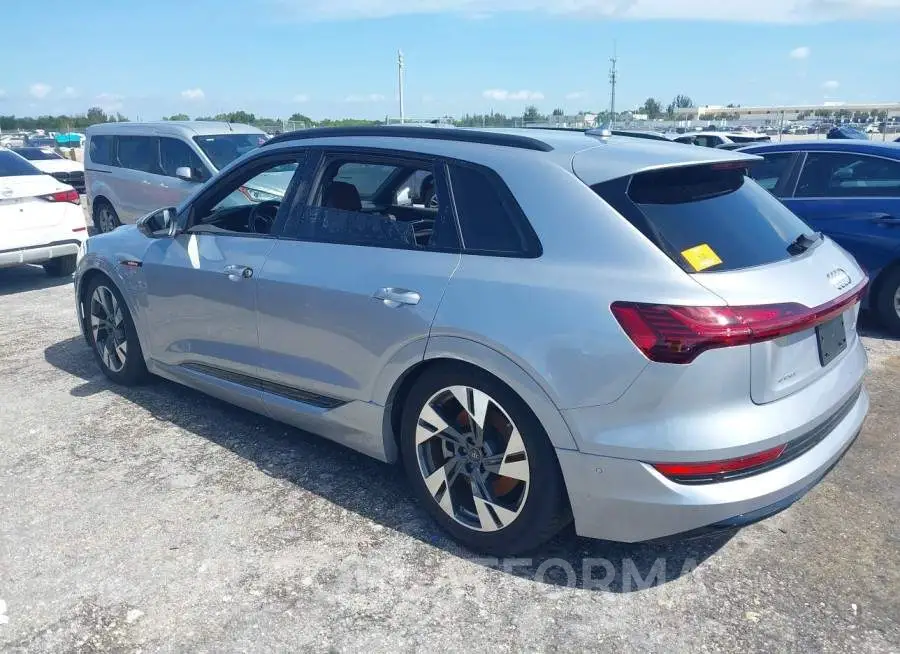 AUDI E-TRON 2022 vin WA1AAAGE2NB015257 from auto auction Iaai