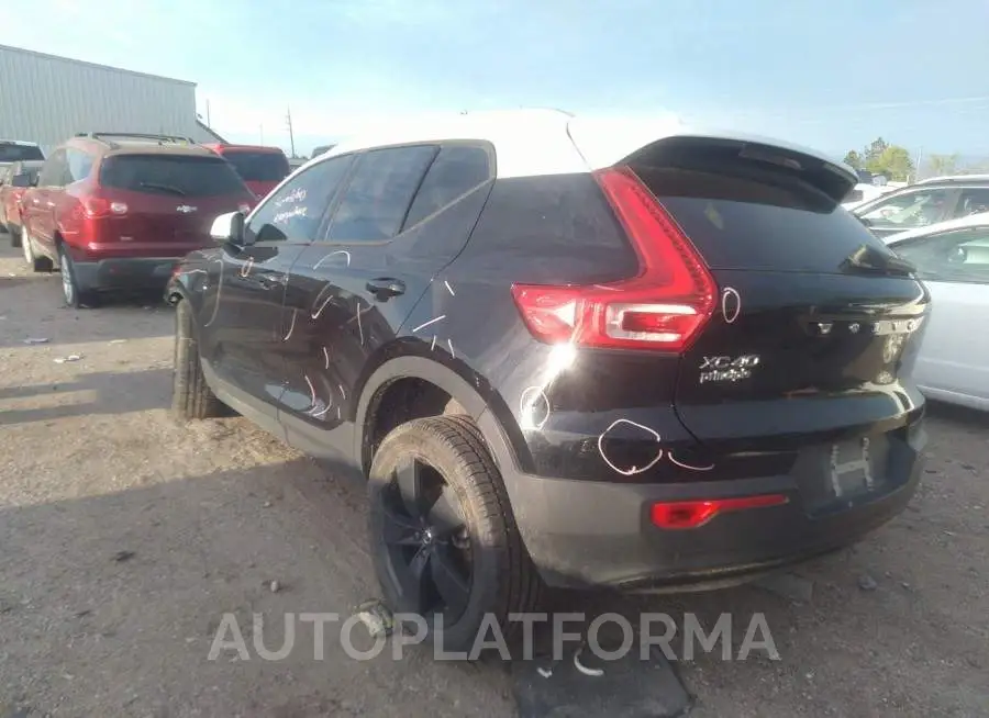 VOLVO XC40 2019 vin YV4162XZ2K2008334 from auto auction Iaai