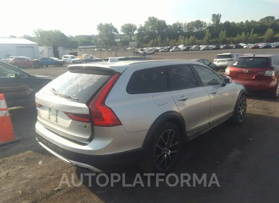 VOLVO V90 CROSS COUNTRY 2017 vin YV4A22NL1H1007474 from auto auction Iaai